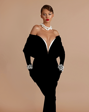 Off the shoulder hourglass gown