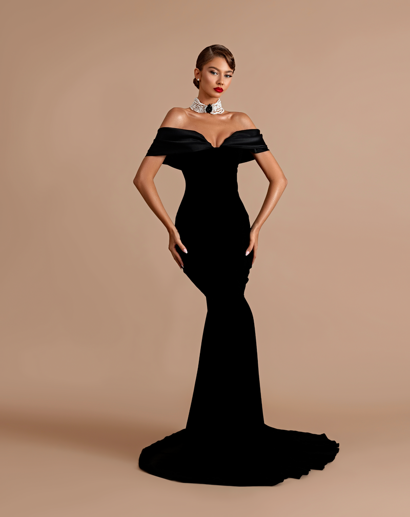 Off shoulder mermaid gown