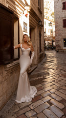 Silken Elegance
